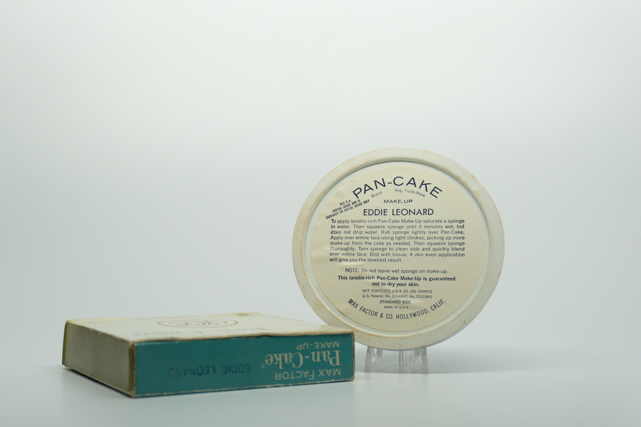 Max Factor Pan-Cake Foundation