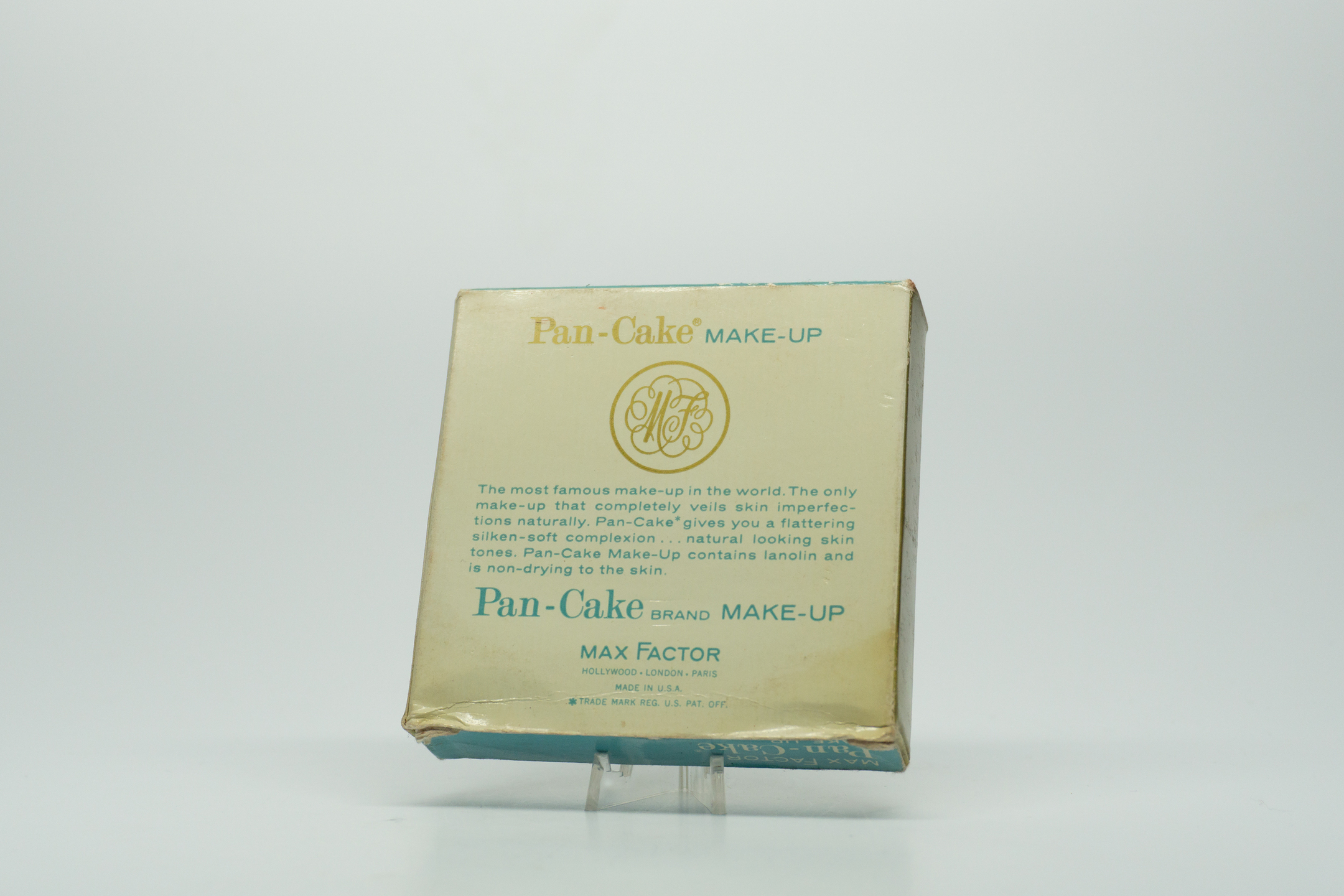 Max Factor Pan-Cake Foundation