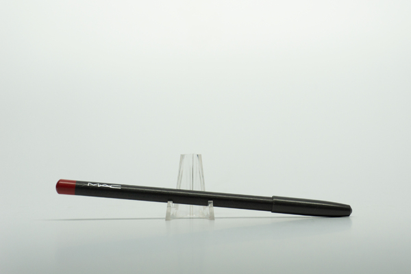 Amy Winehouse's MAC Lip Liner