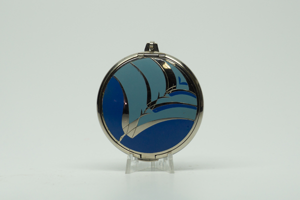 Richard Hudnut Deauville Compact