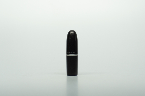 Amy Winehouse's MAC Lipstick 